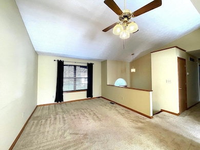 9137 Tamarack Dr, Covington, KY 41017 - photo 4