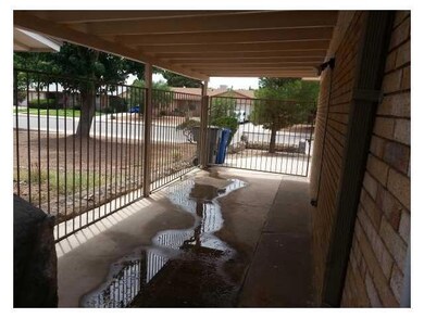 10273 Bush Ln, El Paso, TX 79925 - photo 5