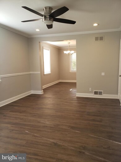 4548 Mountview Rd, Baltimore, MD 21229 - photo 7