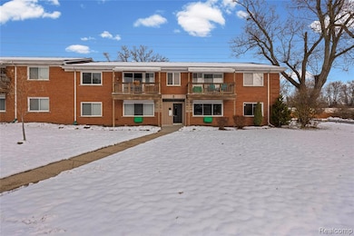 3100 Linwood Ave unit B, 28, Royal Oak, MI 48073 - photo 2
