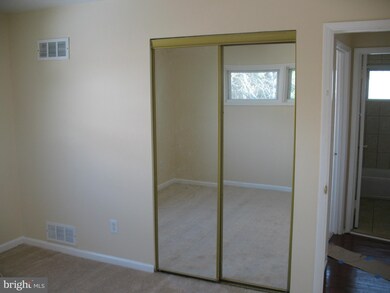 2116 Chapman Rd, Hyattsville, MD 20783 - photo 4