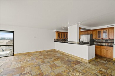 The Queen's Surf unit 511, Long Beach, CA 90802 - photo 6