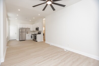1322 W Ohio St unit 1, Chicago, IL 60642 - photo 2