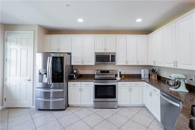 Bright and Light Kitchen