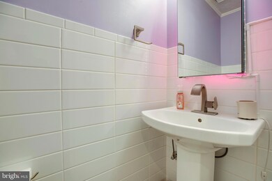 13947 Winding Ridge Ln, Centreville, VA 20121 - photo 4