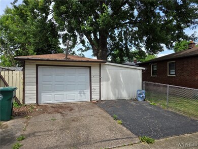 2595 Jerauld Ave, Niagara Falls, NY 14305 - photo 6