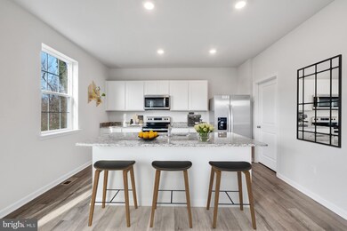 2836 Turning Leaf Ct, Lake of the Woods, VA 22508 - photo 7