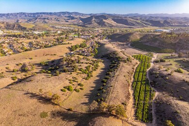 15299 Middle Ranch Rd Moorpark-1