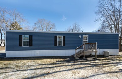 15 Seabreeze Dr, North Hampton, NH 03862 - photo 2