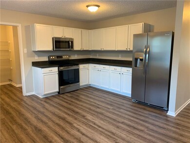 10357 Delphi Ct, Fishers, IN 46038 - photo 3