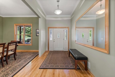 18-web-or-mls-2324 99th St E-162.jpg