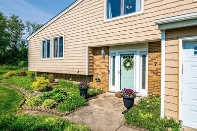 7 Ellis Ct, Monmouth Junction, NJ 08852 - photo 6