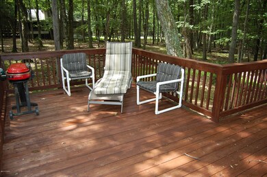 116 Hillcrest Dr, Hawley, PA 18428 - photo 4