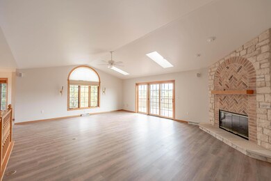 2051 Upper Ridge Rd unit 8, Port Washington, WI 53074 - photo 2