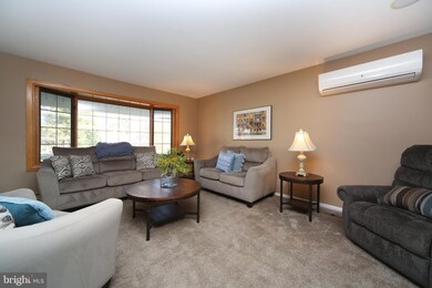 226 Midway Dr, Morrisville, PA 19067 - photo 6