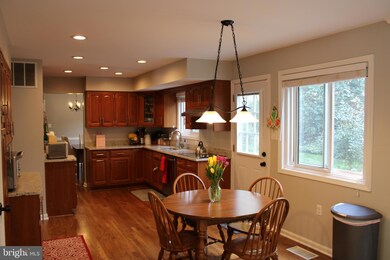 unlisted-address, Fairfax, VA 22032 - photo 6