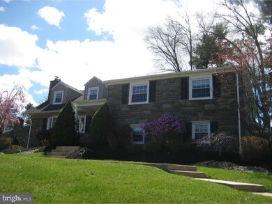 2724 N Kent Rd, Broomall, PA 19008 - photo 2