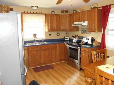 2633 Caughey Rd, Erie, PA 16506 - photo 4