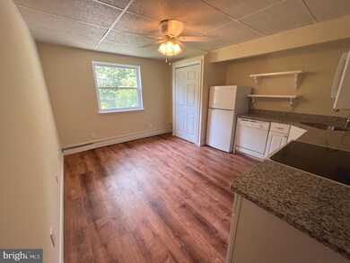 1015 Francis Ave unit C, Halethorpe, MD 21227 - photo 4