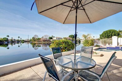 Patio Overlooking the Lake!