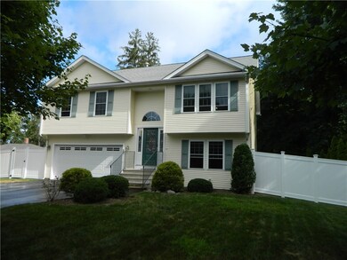 375 Meadow View Ave, Warwick, RI 02889 - photo 3
