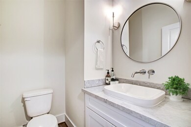 801-A Fisher St, Houston, TX 77018 - photo 6