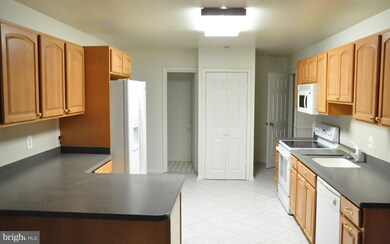 937 Kinhart Ct, Severna Park, MD 21146 - photo 2