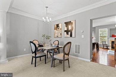 25840 Kirkwood Square, Chantilly, VA 20152 - photo 7