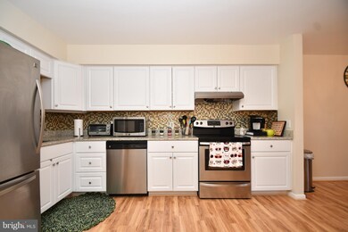 9 Friendswood Ct unit A, Baltimore, MD 21209 - photo 2