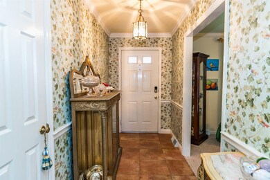 551 Chesapeake Dr, Harrodsburg, KY 40330 - photo 4