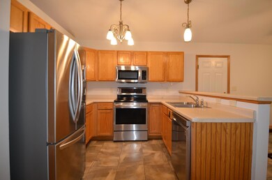 544 6th St SW, Pine Island, MN 55963 - photo 3