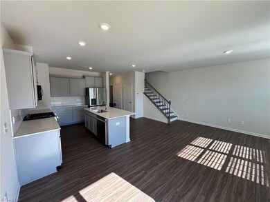 1842 Pheasant Trace Cir, Kernersville, NC 27284 - photo 6