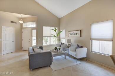 910 N Granada Dr-10