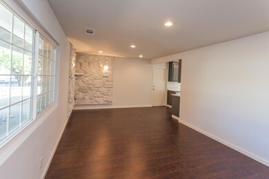 2269NebulaSt-MLS-3
