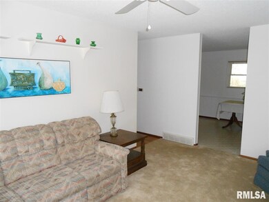 3328 Fairhaven Rd, Davenport, IA 52807 - photo 3