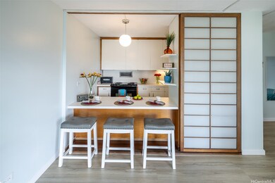 Queen Emma Gardens unit 724, Honolulu, HI 96817 - photo 3