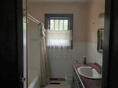 324 11th St W, Tifton, GA 31794 - photo 6