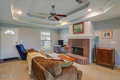 202 White Oaks Place living room 4