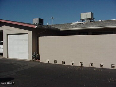 11111 W Desert Butte Dr, Sun City, AZ 85351 - photo 2