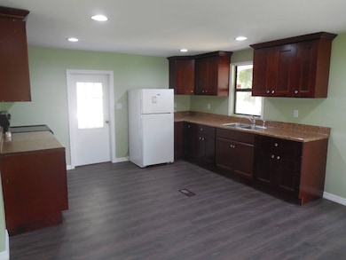 5649 Newman Dr, Port Orange, FL 32127 - photo 4