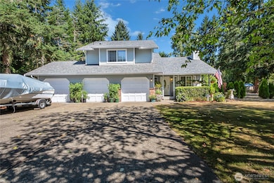 8215 242nd St E, Graham, WA 98338 - photo 3