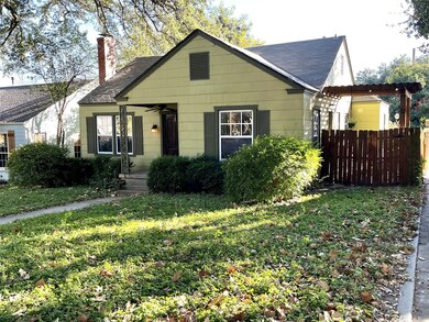 4113 Curzon Ave, Fort Worth, TX 76107 - photo 2