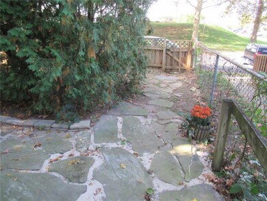 1924 Virginia St, Allentown, PA 18103 - photo 7