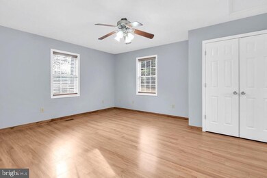 320 Whipporwill Ln, Cross Junction, VA 22625 - photo 6