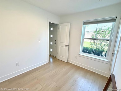 2861 Summers Place, Troy, MI 48084 - photo 3