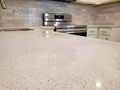 646 E Mithoff St, Columbus, OH 43206 - photo 5