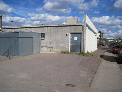 9310 N Central 008