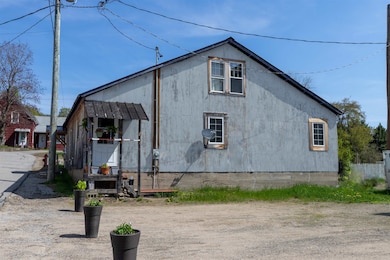 18 State St, Northumberland, NH 03582 - photo 2