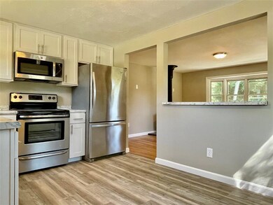 17 Valhalla Dr, Nashua, NH 03062 - photo 3