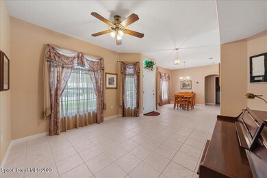 Living/dining room